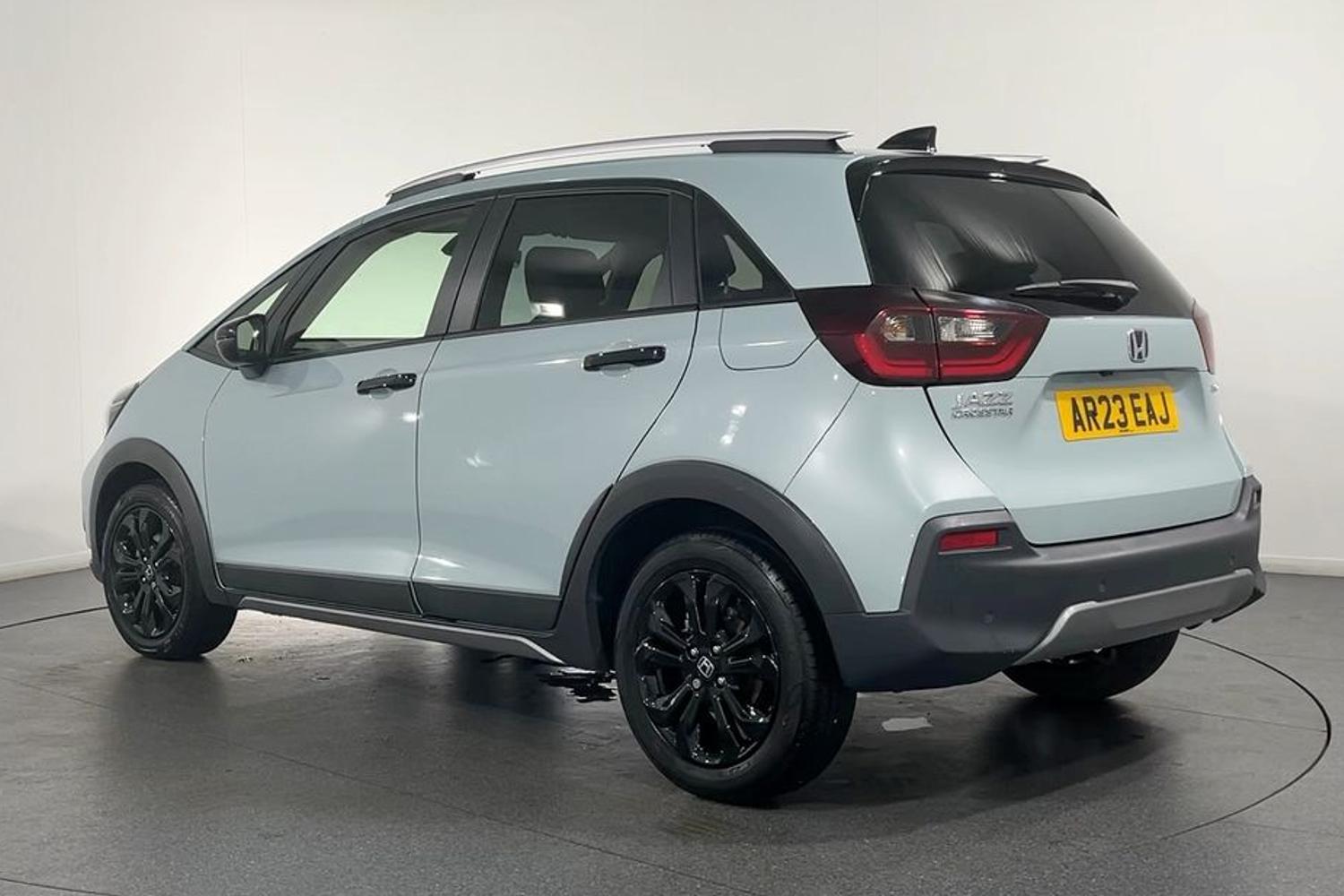 Honda Jazz 1.5 i-MMD Hybrid Crosstar Advance CVT | Holden Group