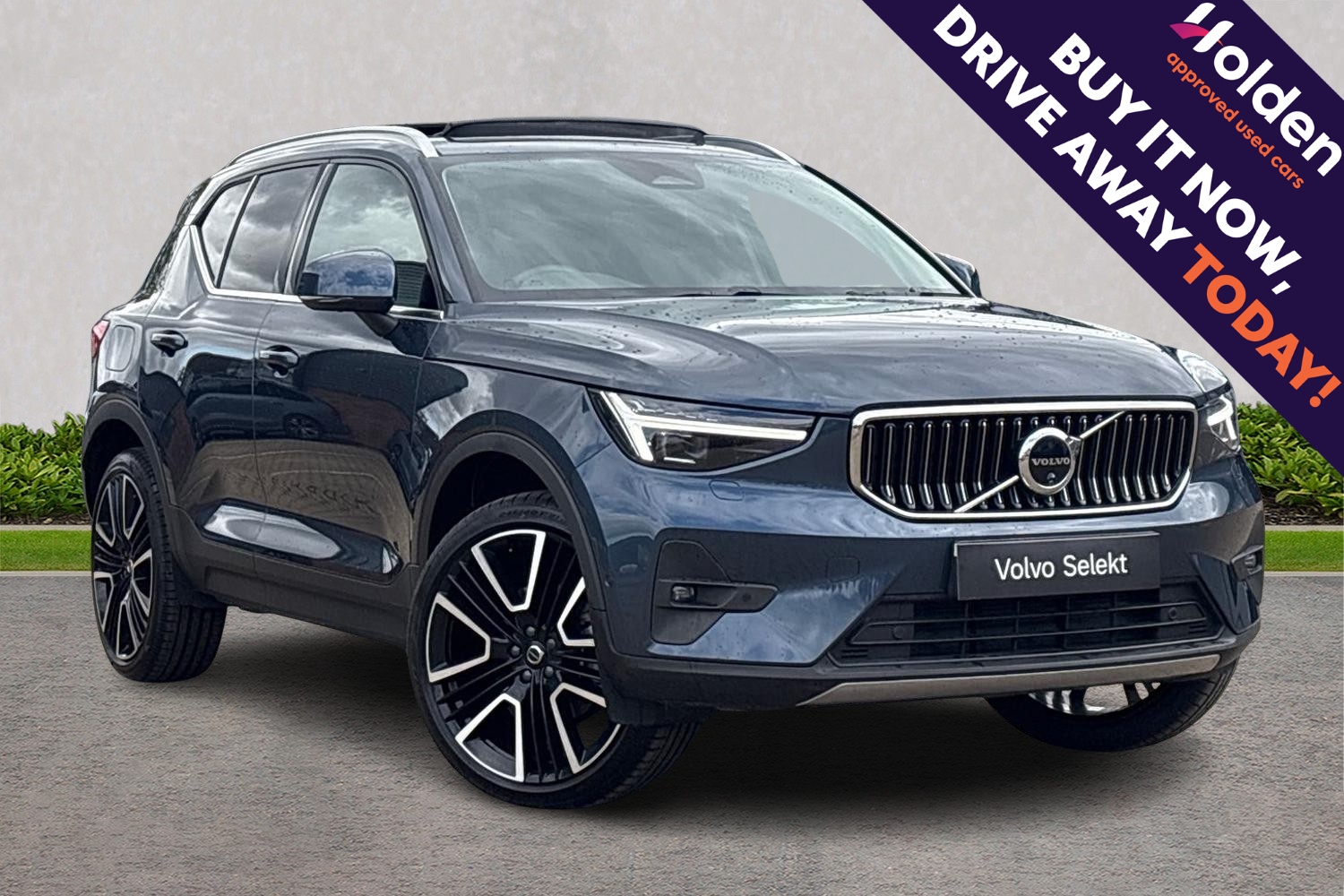 2025 Volvo XC40