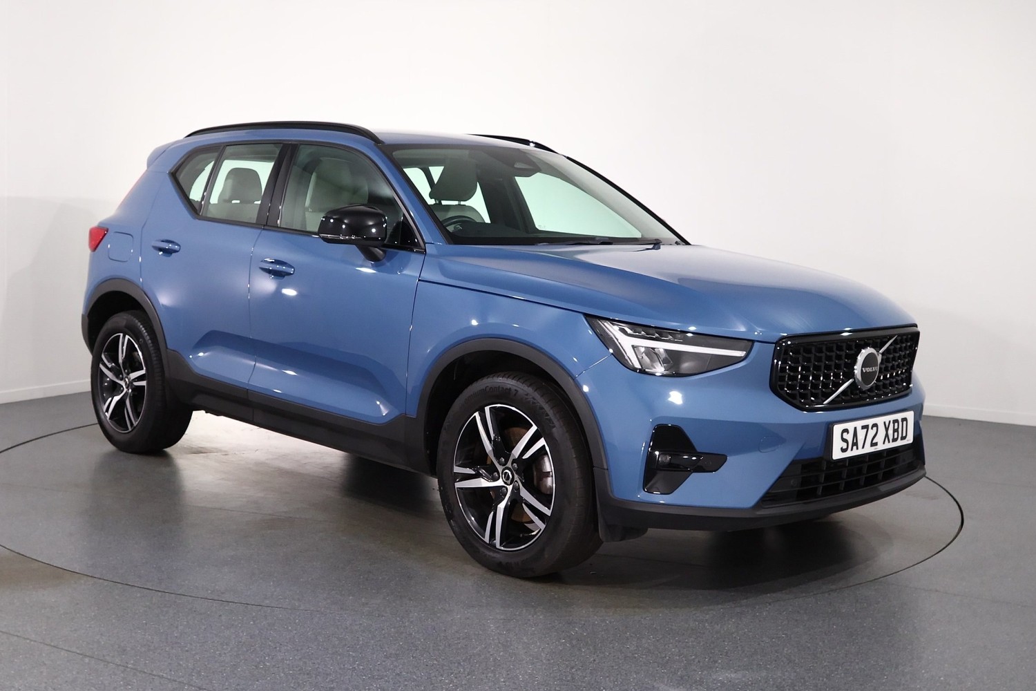 2022 Volvo XC40